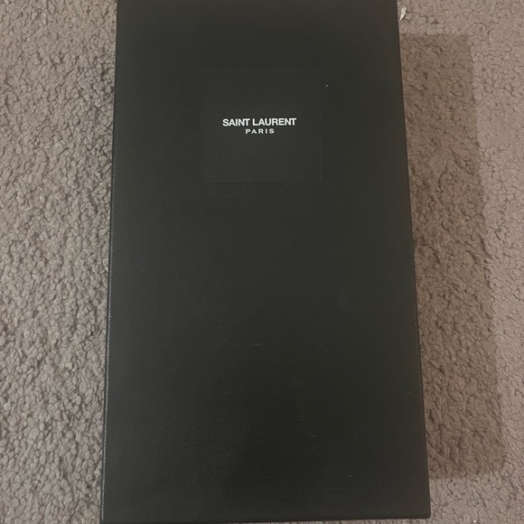 Yves Saint Laurent Black and Gold Quilted Wallet - Picture 11 of 12